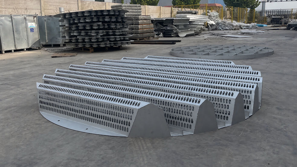 Engineering drawing of camel hump support grid showing arch height, plate thickness, and hole pattern